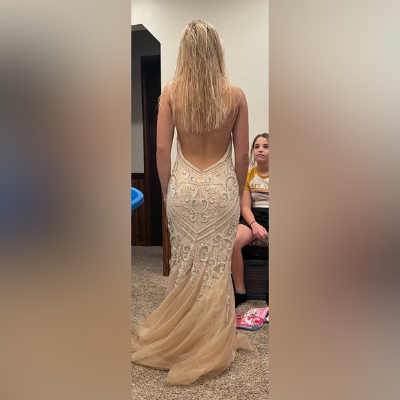 Morilee Madison Gardner Dress. Size 4. - Picture 2 of 10